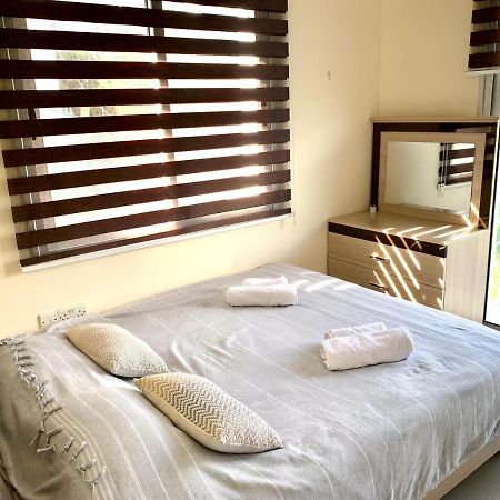 Amazing Two-Bedroom Apartment In Residence Lukomorye D1 With Private Garden Karavas  Exteriér fotografie