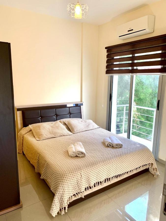 Amazing Two-Bedroom Apartment In Residence Lukomorye D1 With Private Garden Karavas  Exteriér fotografie
